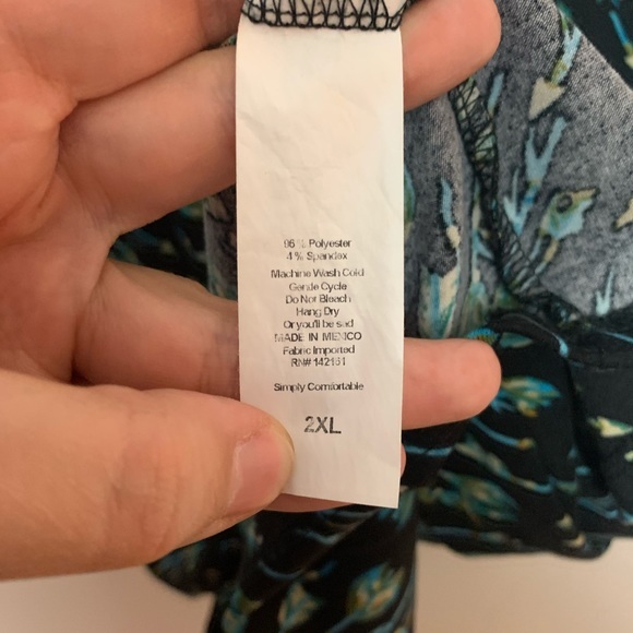 Lularoe Julia 3/4 Sleeve Arrow Print Sheath Dress - Picture 4 of 4